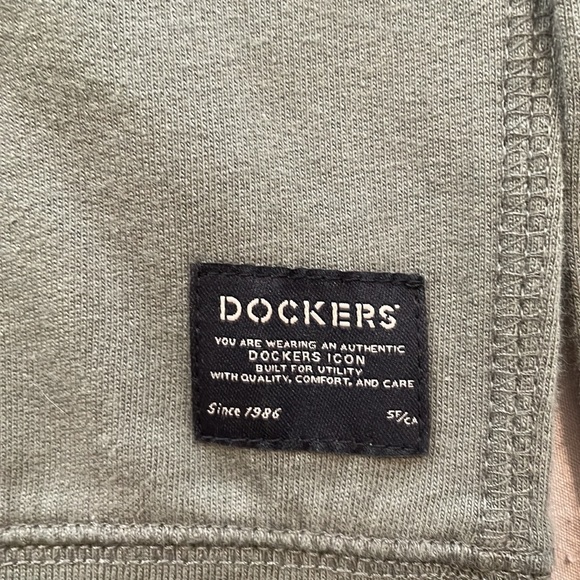 Dockers Icon Crewneck Sweatshirt Regular Fit, olive green - Picture 2 of 7